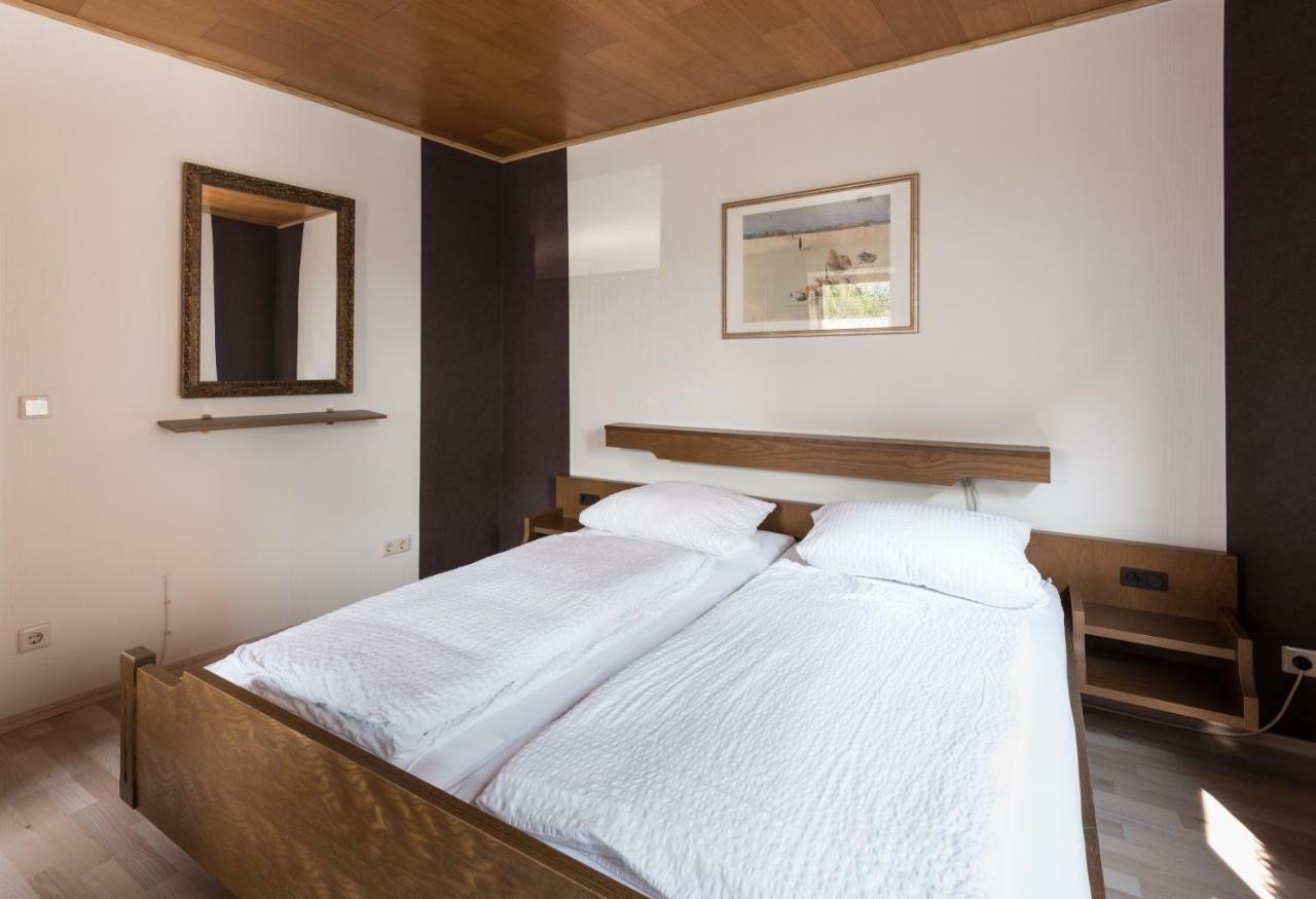 Gaestezimmer Strauss Kottenheim Dış mekan fotoğraf